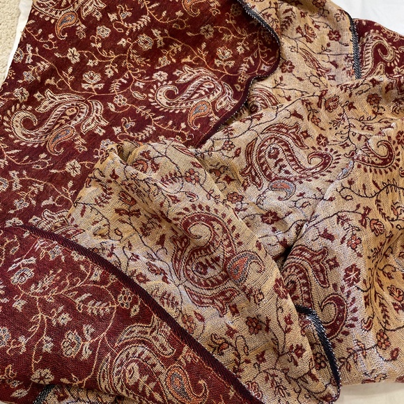 Scarf - Picture 5 of 5